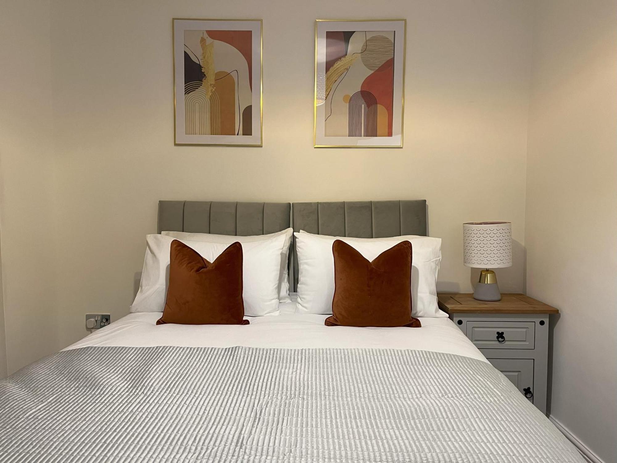 The Blue Lagoon Apartment Leicester Eksteriør billede